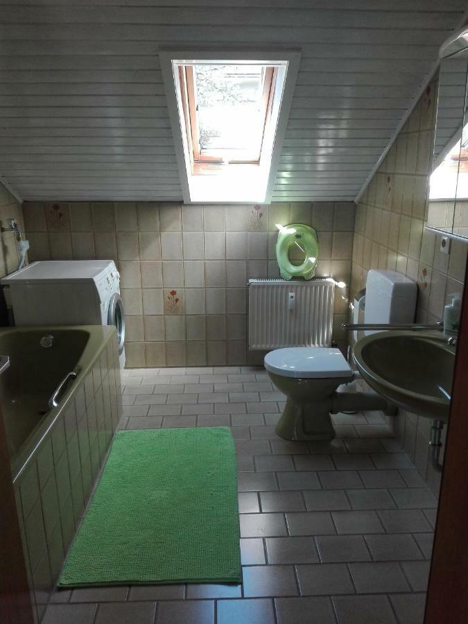 Obere Ferienwohnung Asshoff Zwischen Odenwald, Taubertal Und Bauland Berolzheim Dış mekan fotoğraf